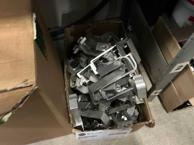 Terrasheater, aircopler en dakhaken - afbeelding 4 van  4