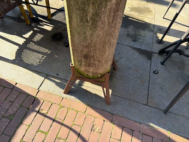 Terraskaars op houte zuil - afbeelding 3 van  6