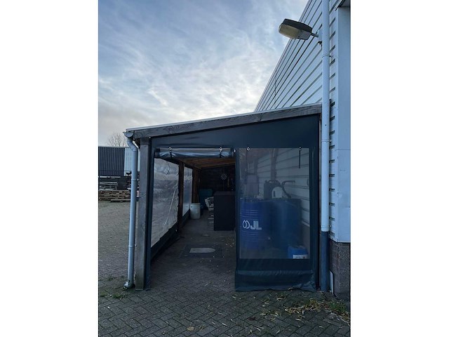 Terrasoverkapping - voorzien van verandazeilen - afbeelding 12 van  24