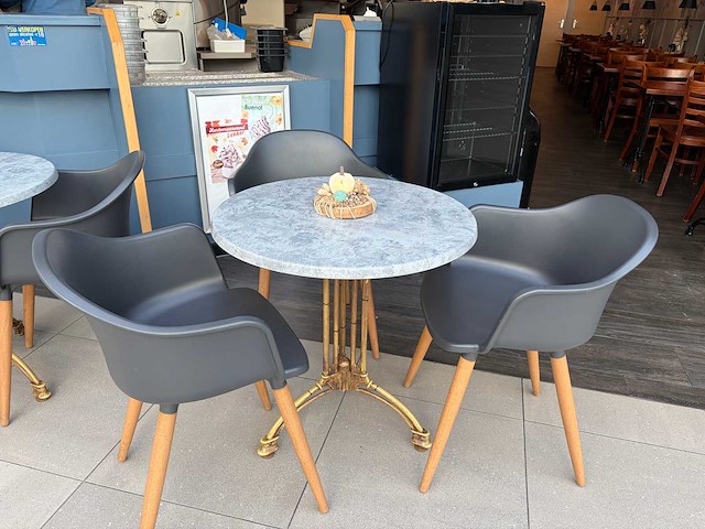 Terrasset - 5 x tafel en 16 x stoel - afbeelding 2 van  7