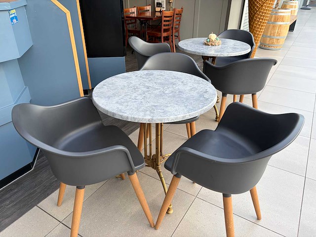 Terrasset - 5 x tafel en 16 x stoel - afbeelding 6 van  7