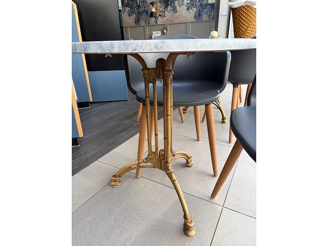 Terrasset - 5 x tafel en 16 x stoel - afbeelding 7 van  7