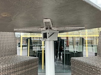 Terrasset bestaande uit 5 tafels en 10 stoelen - afbeelding 3 van  8