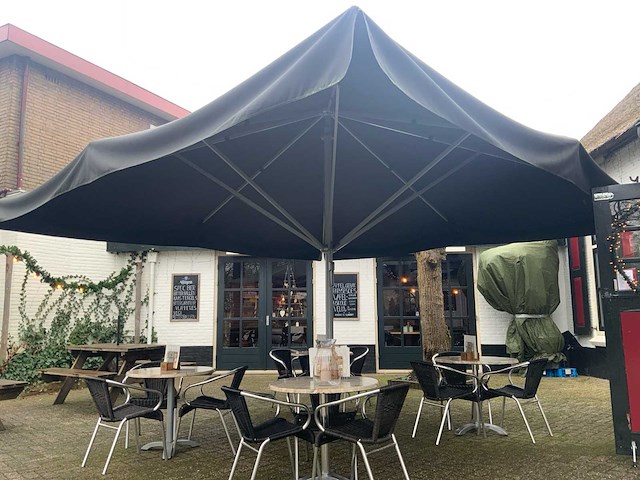 Terrastafel met stoelen en toebehoren (25x) - afbeelding 11 van  15