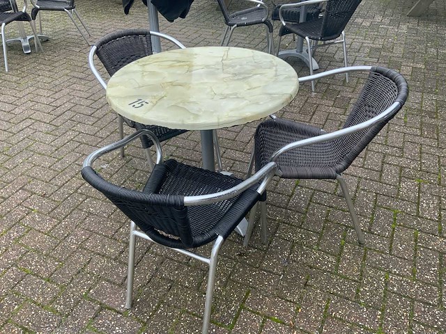 Terrastafel met stoelen en toebehoren (25x) - afbeelding 12 van  15