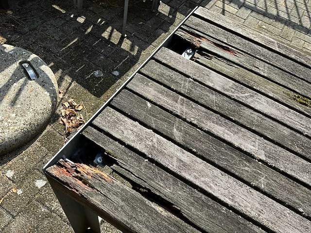 Terrastafels met banken (2x) - afbeelding 1 van  10