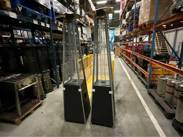 Terrasverwarming / heater (2x) - afbeelding 1 van  4