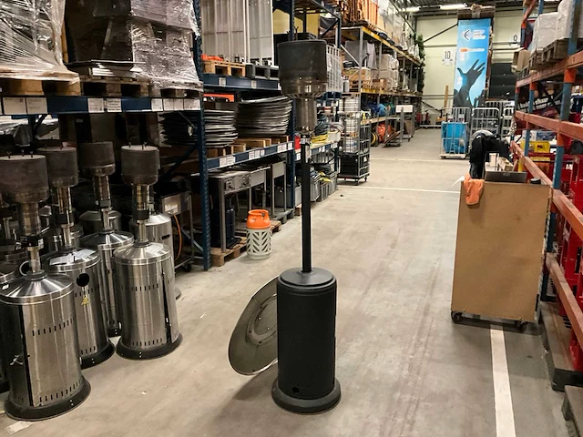 Terrasverwarming / heater (4x) - afbeelding 1 van  6
