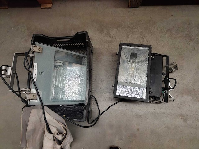 Terreinlamp (2x) - afbeelding 1 van  4