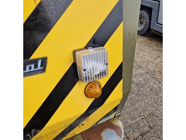 Terreintrekker, spijkstaal, 3-110, 1986 - afbeelding 15 van  24