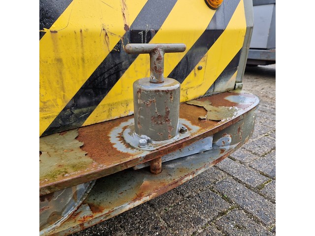 Terreintrekker, spijkstaal, 3-110, 1986 - afbeelding 17 van  24