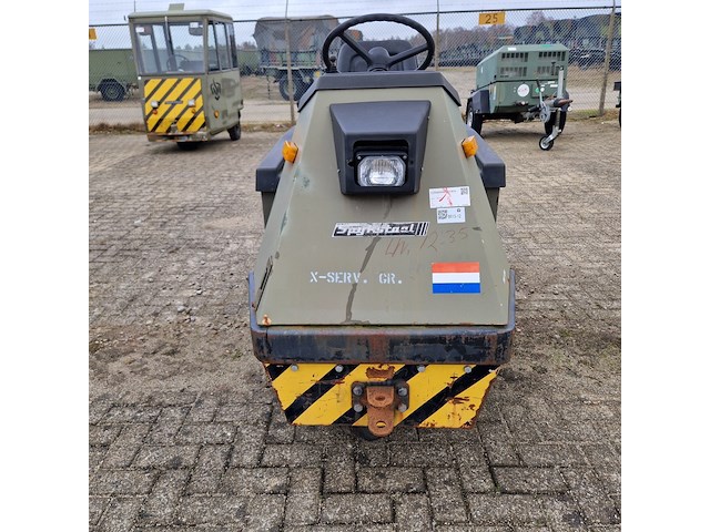 Terreintrekker, spijkstaal, 305, 1989 - afbeelding 12 van  26