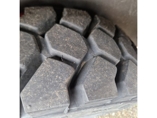 Terreintrekker, spijkstaal, 305, 1989 - afbeelding 27 van  39