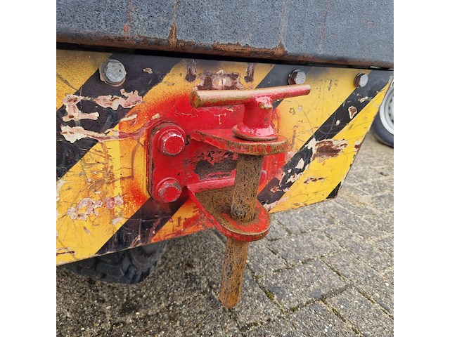 Terreintrekker, spijkstaal, 305, 1989 - afbeelding 31 van  39