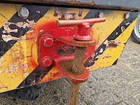 Terreintrekker, spijkstaal, 305, 1989 - afbeelding 31 van  39