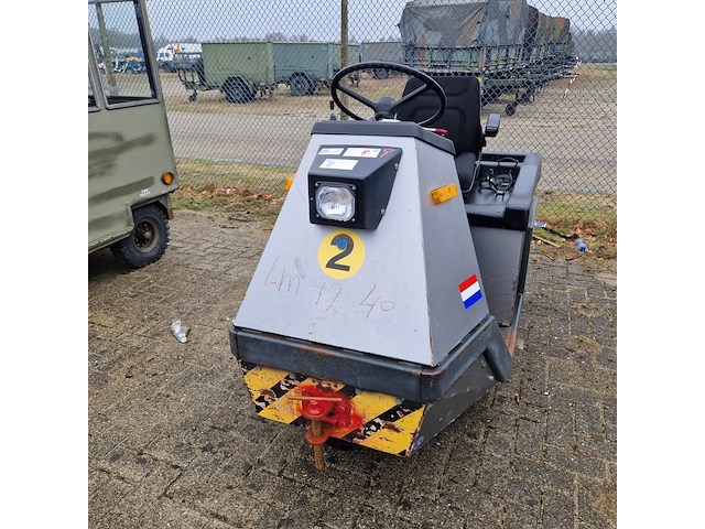 Terreintrekker, spijkstaal, 305, 1989 - afbeelding 23 van  39