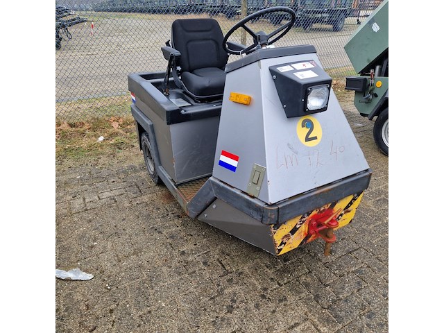 Terreintrekker, spijkstaal, 305, 1989 - afbeelding 34 van  39