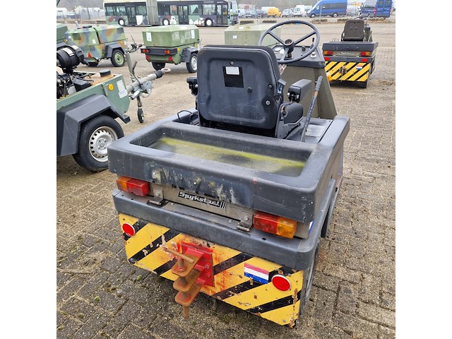 Terreintrekker, spijkstaal, 305, 1989 - afbeelding 37 van  39