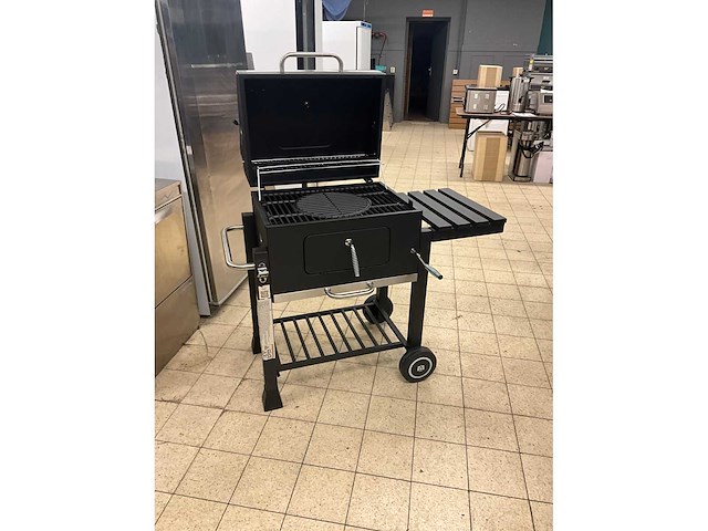 Terrington house 11245m houtskool bbq - afbeelding 3 van  11