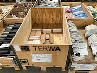 Terwa hbb-m24-200-ss316ti hbb hijsboutanker 2500kg (119x) - afbeelding 4 van  5