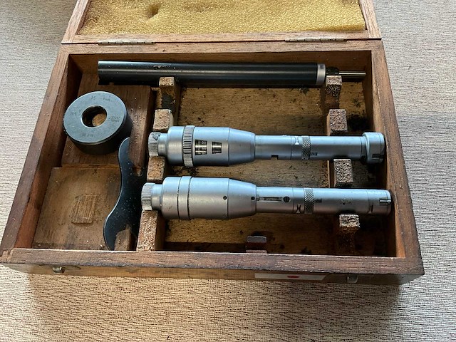 Tesa 15-20/20-25 driepunts binnenmaatmicrometer (2x) - afbeelding 2 van  4