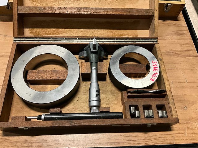 Tesa 60>90mm driepunts binnenmaatmicrometer - afbeelding 1 van  8