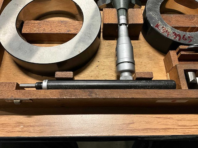 Tesa 60>90mm driepunts binnenmaatmicrometer - afbeelding 7 van  8