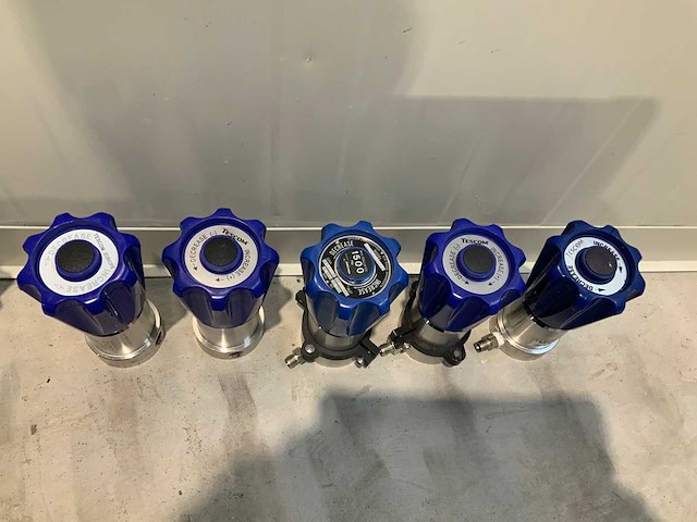 Tescom en swagelok - regelaars (19x) - afbeelding 3 van  5