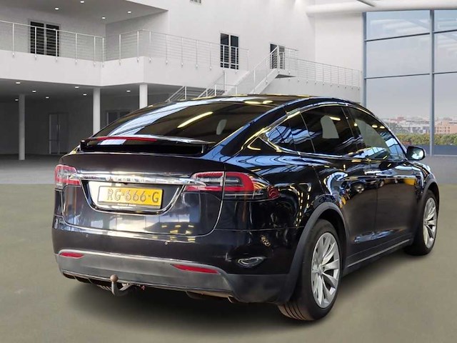 Tesla - 2017 - model x - 100d - personenauto - afbeelding 10 van  16