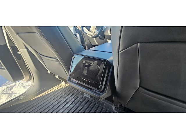 Tesla - 2024 - cybertruck - foundation model - personenauto - afbeelding 19 van  85