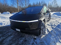 Tesla - 2024 - cybertruck - foundation model - personenauto - afbeelding 2 van  85