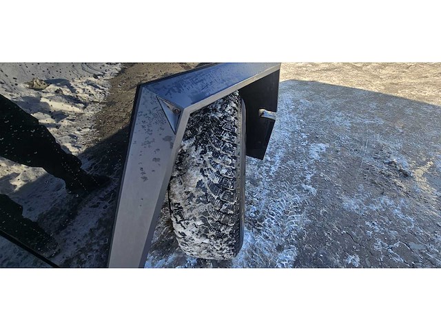 Tesla - 2024 - cybertruck - foundation model - personenauto - afbeelding 31 van  85