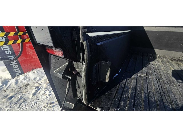 Tesla - 2024 - cybertruck - foundation model - personenauto - afbeelding 44 van  85