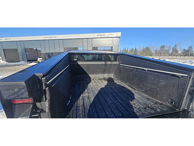 Tesla - 2024 - cybertruck - foundation model - personenauto - afbeelding 50 van  85