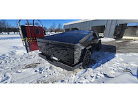 Tesla - 2024 - cybertruck - foundation model - personenauto - afbeelding 53 van  85