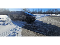 Tesla - 2024 - cybertruck - foundation model - personenauto - afbeelding 60 van  85