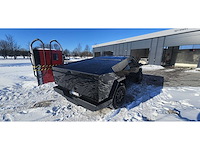 Tesla - 2024 - cybertruck - foundation model - personenauto - afbeelding 64 van  85