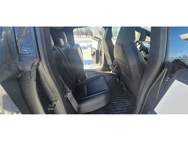 Tesla - 2024 - cybertruck - foundation model - personenauto - afbeelding 80 van  85