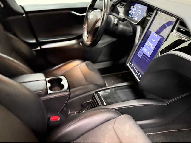 Tesla - model s - 75d - personenauto - 2018 - afbeelding 3 van  29