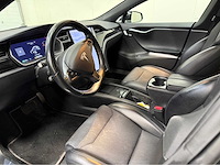 Tesla - model s - 75d - personenauto - 2018 - afbeelding 29 van  29