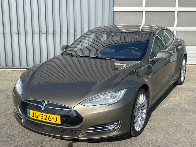 Tesla - model s - 85d base - car - 2016 free supercharge sc01 - afbeelding 1 van  39