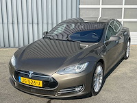 Tesla - model s - 85d base - car - 2016 free supercharge sc01
