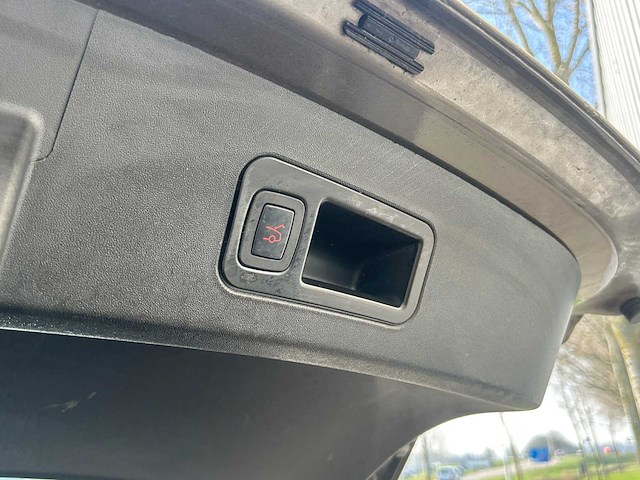 Tesla - model s - 85d base - car - 2016 free supercharge sc01 - afbeelding 16 van  39