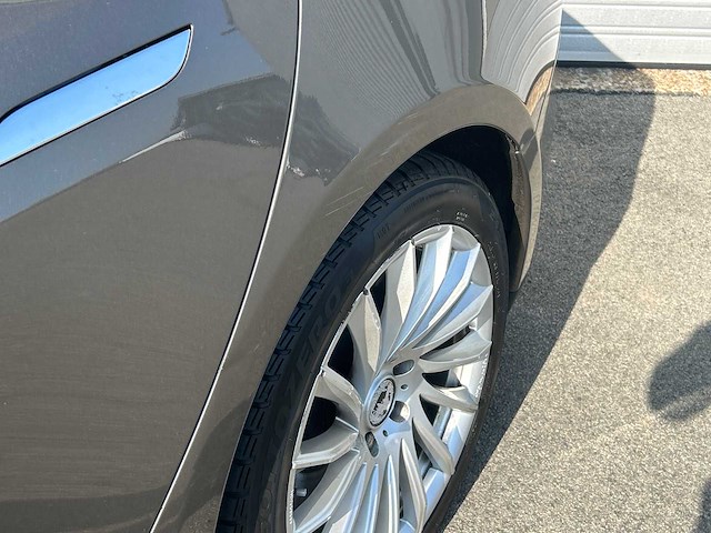 Tesla - model s - 85d base - car - 2016 free supercharge sc01 - afbeelding 28 van  39