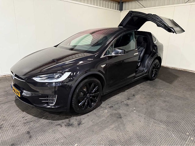 Tesla - model x - 6 zitter - free supercharge for life - personenauto - 2016 - afbeelding 12 van  27