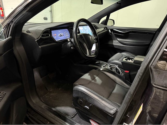 Tesla - model x - 6 zitter - free supercharge for life - personenauto - 2016 - afbeelding 2 van  27
