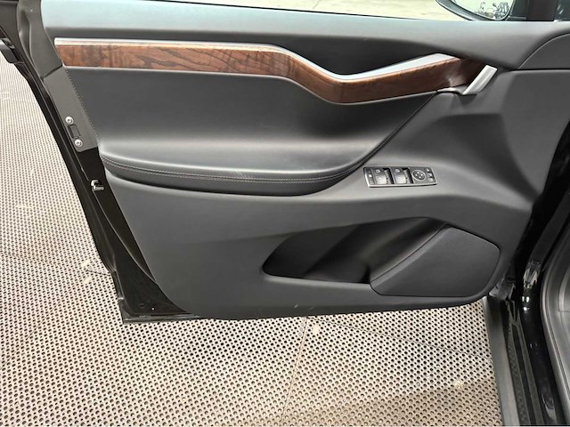 Tesla - model x - long range 6p. - personenauto - 2019 - afbeelding 23 van  37
