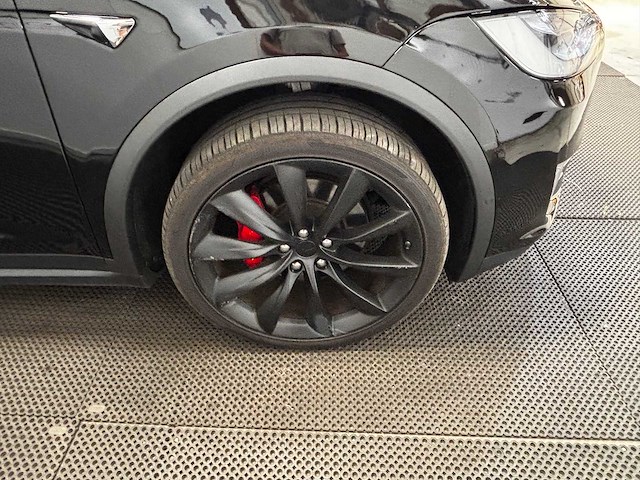 Tesla - model x - performance ludicr. - performance ludicrous - car - 2019 - afbeelding 13 van  30