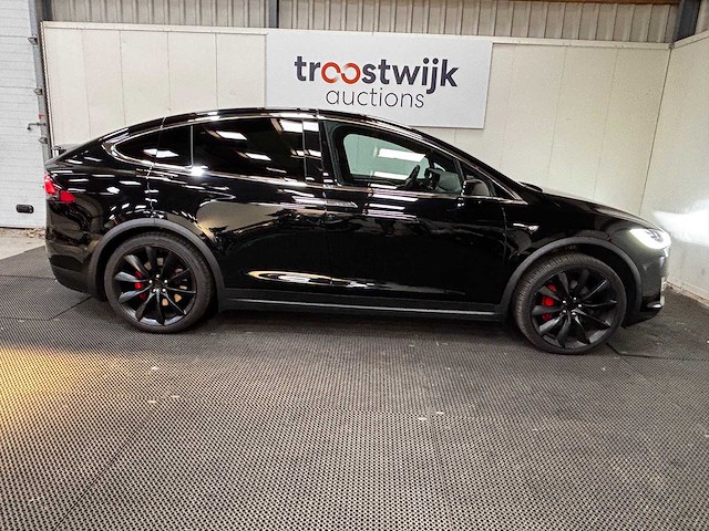 Tesla - model x - performance ludicr. - performance ludicrous - car - 2019 - afbeelding 16 van  30