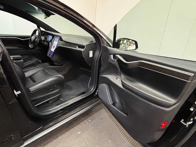 Tesla - model x - performance ludicr. - performance ludicrous - car - 2019 - afbeelding 30 van  40